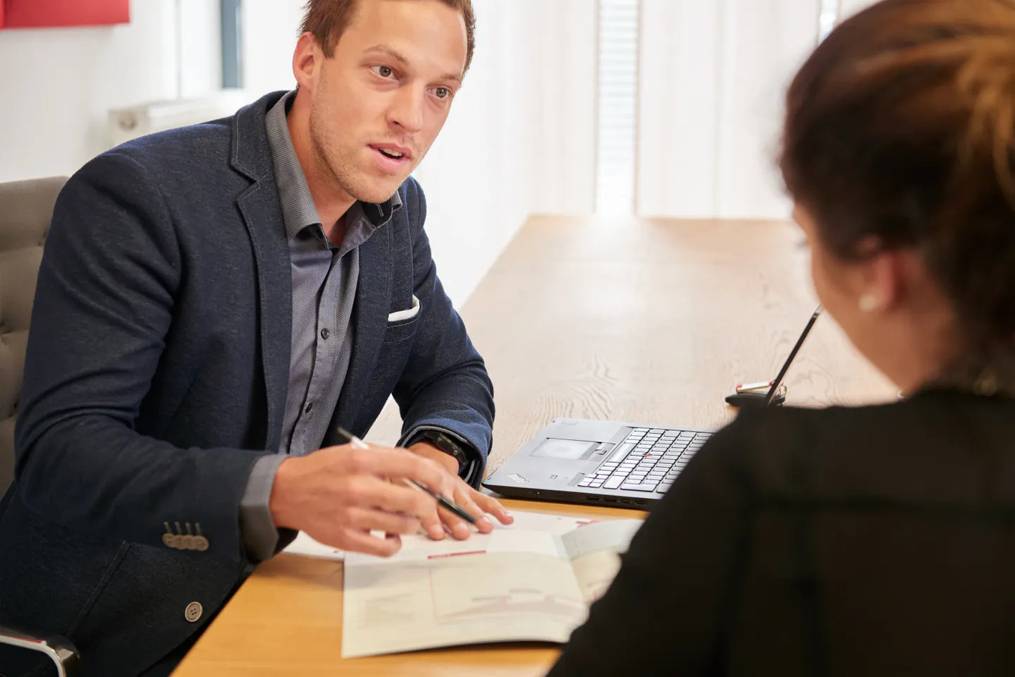Wuestenrot Reportage Finanzberater Oliver Rauscher in Klagenfurt